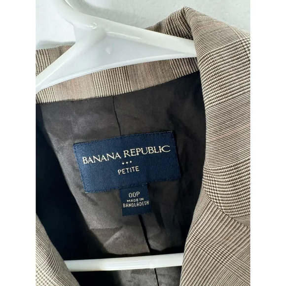 Banana Republic Cream 2 button Short-sleeve Jacket blazerWomen petite 00P - Picture 2 of 8